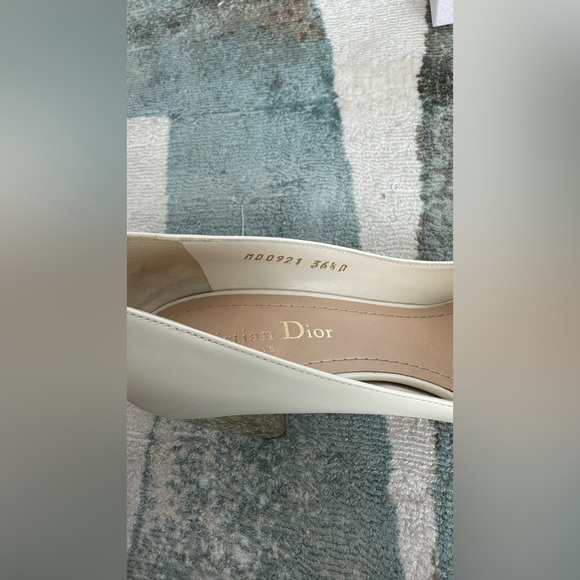 Authentic Christian Dior Rhodes Pumps - Picture 6 of 13
